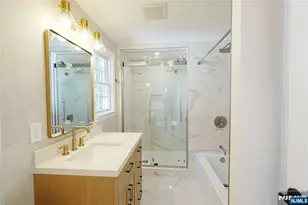 52 Surrey Ln, Tenafly, NJ 07670 - Photo 18