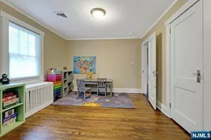 343 N Monroe St, Ridgewood, NJ 07450 - Photo 16