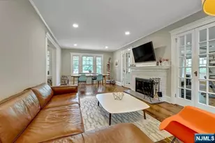 343 N Monroe St, Ridgewood, NJ 07450 - Photo 4