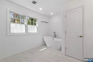 390 Pascack Rd, Washington Township, NJ 07676 - Photo 34