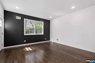 390 Pascack Rd, Washington Township, NJ 07676 - Photo 10