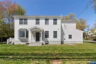 390 Pascack Rd, Washington Township, NJ 07676 - Photo 2