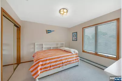 245 Wilson Avenue, Lyndhurst Township, NJ 07071 - Photo 34