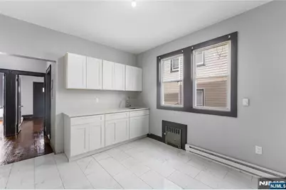 135 Tremont Avenue, East Orange, NJ 07018 - Photo 14