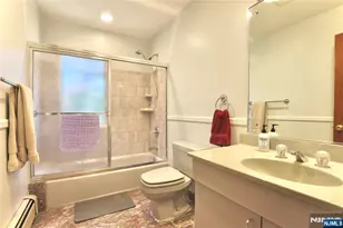 442 Marlboro Rd, Englewood, NJ 07631 - Photo 24