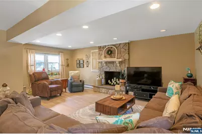 236 Oak Avenue, River Vale Township, NJ 07675 - Photo 6
