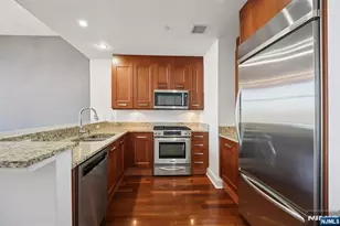 8100 River Road 209, North Bergen, NJ 07047 - Photo 4