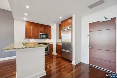 8100 River Road 209 #209, North Bergen, NJ 07047 - Photo 6