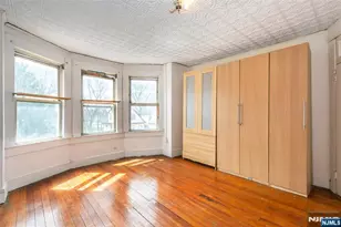 66 Gautier Ave 302, Jersey City, NJ 07306 - Photo 4