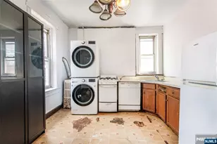 66 Gautier Ave 302, Jersey City, NJ 07306 - Photo 12