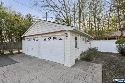 114 Crescent Avenue, Waldwick, NJ 07463 - Photo 44