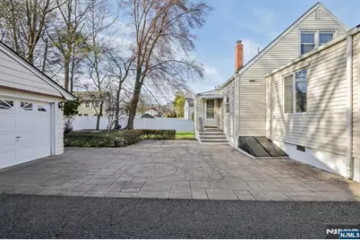 114 Crescent Avenue, Waldwick, NJ 07463 - Photo 36