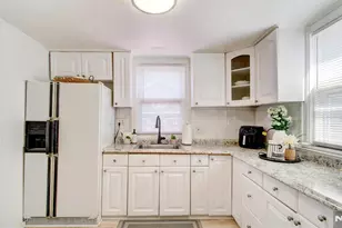 34 Greenlawn Dr, Lodi, NJ 07644 - Photo 12