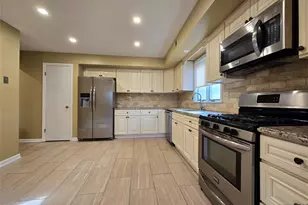 26 W Ruby Ave, Palisades Park, NJ 07650 - Photo 4