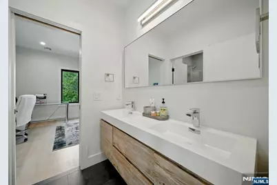 90 Columbus Drive, Tenafly, NJ 07670 - Photo 28