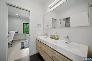 90 Columbus Dr, Tenafly, NJ 07670 - Photo 28