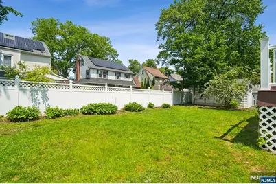 217 Grayson Place, Teaneck Township, NJ 07666 - Photo 30