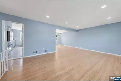 162 Grove Avenue, Verona, NJ 07044 - Photo 6