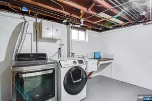 565 Center St, Wood Ridge, NJ 07075 - Photo 18