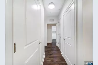 90 Clinton 204 #204, Newark, NJ 07114 - Photo 10