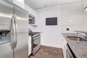 90 Clinton 204, Newark, NJ 07114 - Photo 2