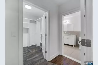 90 Clinton 204 #204, Newark, NJ 07114 - Photo 16