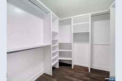 90 Clinton 204 #204, Newark, NJ 07114 - Photo 18