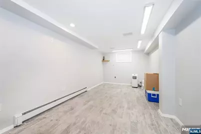 230 Avenue A, Bayonne, NJ 07002 - Photo 38