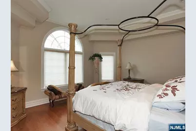 8 Willow Drive, Englewood Cliffs, NJ 07632 - Photo 20
