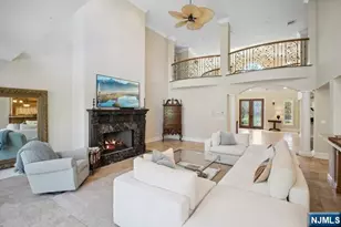 8 Willow Dr, Englewood Cliffs, NJ 07632 - Photo 14
