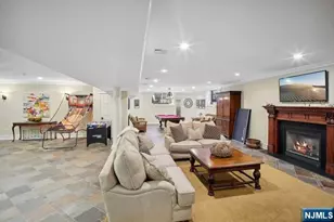 8 Willow Dr, Englewood Cliffs, NJ 07632 - Photo 28