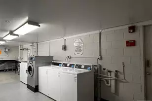 1130 Valley Road 2B, Wayne, NJ 07470 - Photo 4