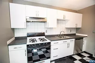 1130 Valley Road 2B, Wayne, NJ 07470 - Photo 16