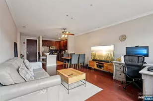 22 Ave At Port Imperial 413, West New York, NJ 07093 - Photo 4