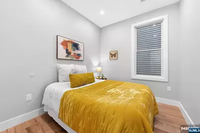 126 De Kalb Avenue, Jersey City, NJ 07306 - Photo 18