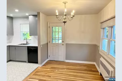 678 Grove Street, Ridgewood, NJ 07450 - Photo 2