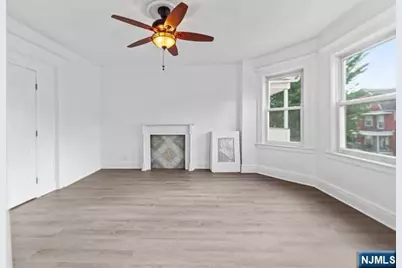 176 N 16th Street, East Orange, NJ 07017 - Photo 6