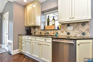 352 Fairway Rd, Ridgewood, NJ 07450 - Photo 10