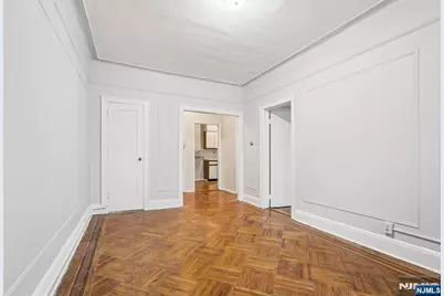 262 Clendenny Avenue 6 #6, Jersey City, NJ 07304 - Photo 8