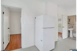 649 New Jersey Ave 2, Lyndhurst Township, NJ 07071 - Photo 4