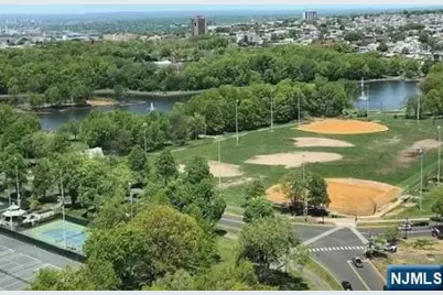 9060 Palisade Avenue 307 #307, North Bergen, NJ 07047 - Photo 32