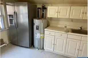 649 New Jersey Ave 3, Lyndhurst Township, NJ 07071 - Photo 6