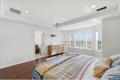 41 Creekside Court, Secaucus, NJ 07094 - Photo 30