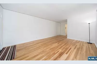 2330 Linwood Avenue 4C #4C, Fort Lee, NJ 07024 - Photo 6