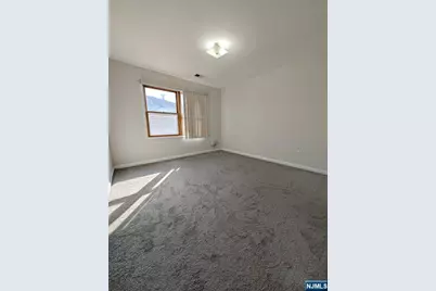 226 Newark Avenue 2 #2, Lyndhurst Township, NJ 07071 - Photo 8