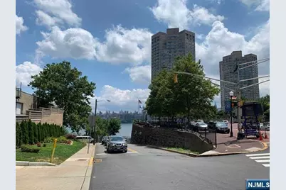 7100 Boulevard East 9K #9K, Guttenberg, NJ 07093 - Photo 2