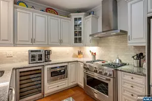 2310 Rio Vista Dr 2310, Northvale, NJ 07647 - Photo 10