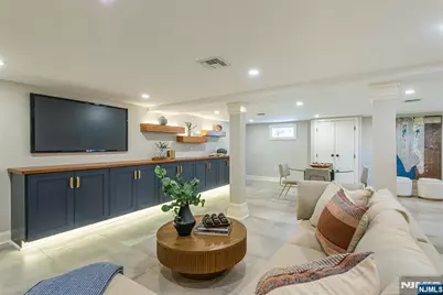 129 Essex Avenue, Bloomfield, NJ 07003 - Photo 42