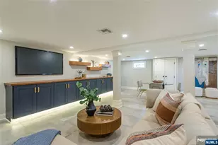 129 Essex Ave, Bloomfield, NJ 07003 - Photo 42