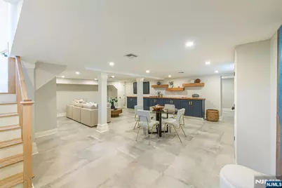 129 Essex Avenue, Bloomfield, NJ 07003 - Photo 40